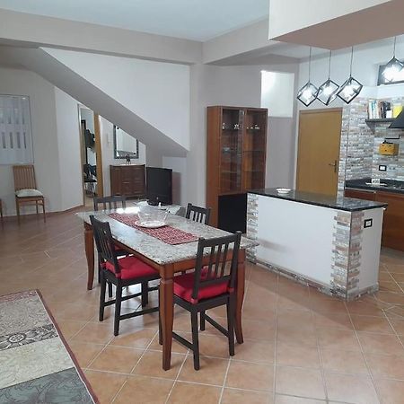 Casa Vacanze A 2 Minuti Dal Mare อาโวลา ภายนอก รูปภาพ